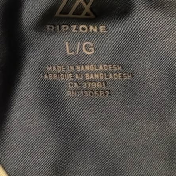 BRAND NEW men ripzone rashguard swim swimming shirt top size M / L / XL - Picture 5 of 5